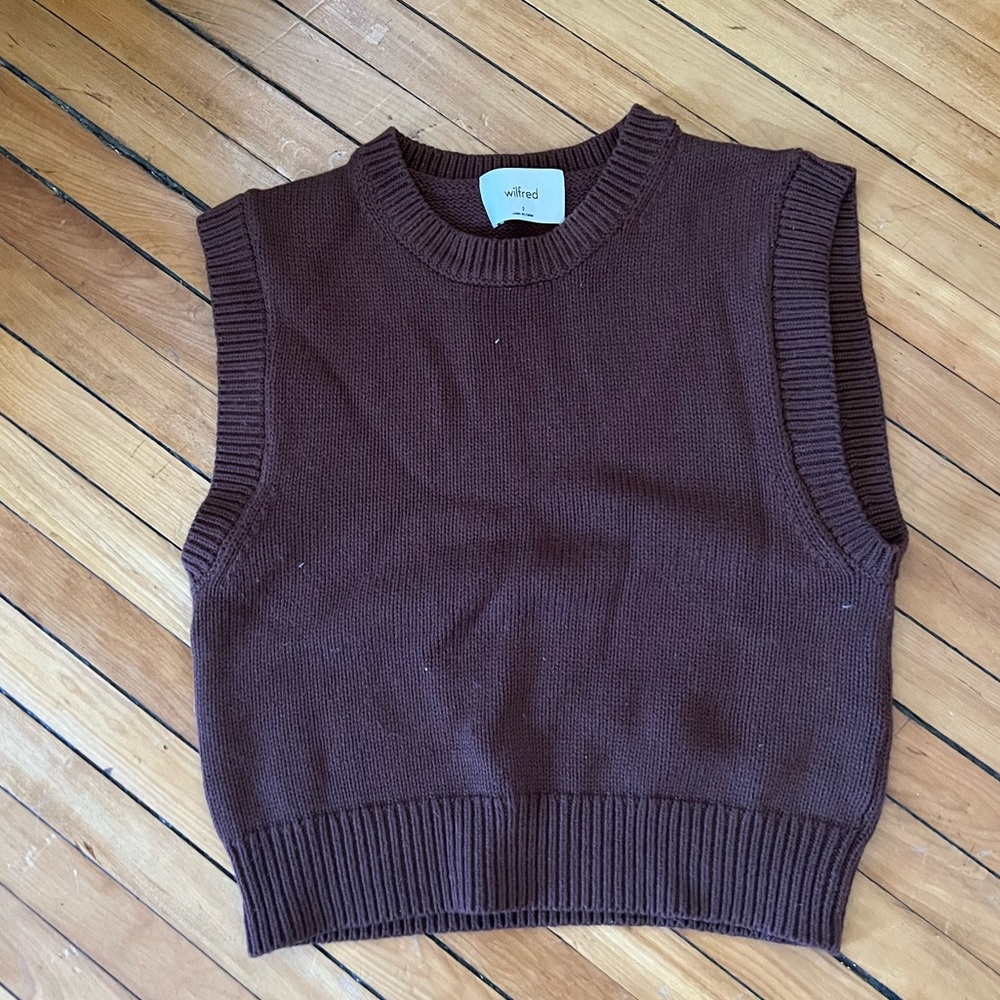 Aritzia Cropped Sweater Vest